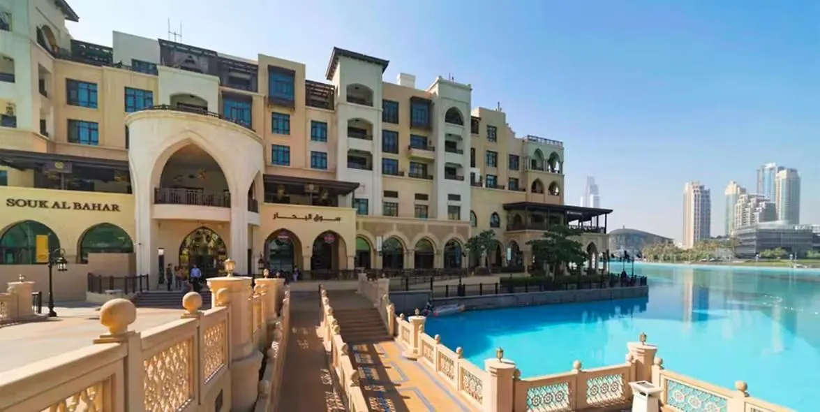 Reehan Suites, Downtown Dubai - Near Burj Khalifa & Dubai Mall