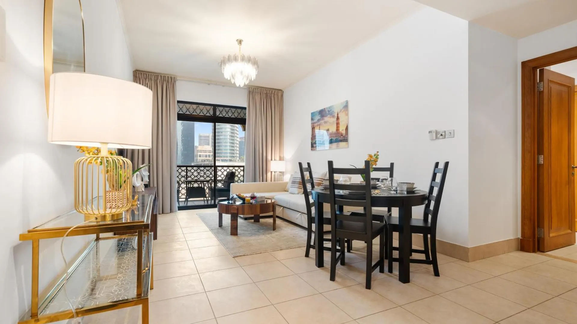 Apartment Reehan Suites, Downtown Dubai - Near Burj Khalifa & Dubai Mall United Arab Emirates