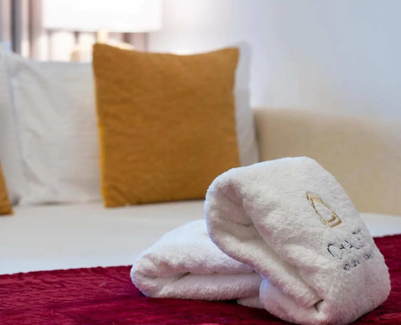 Apartment Reehan Suites, Downtown Dubai - Near Burj Khalifa & Dubai Mall